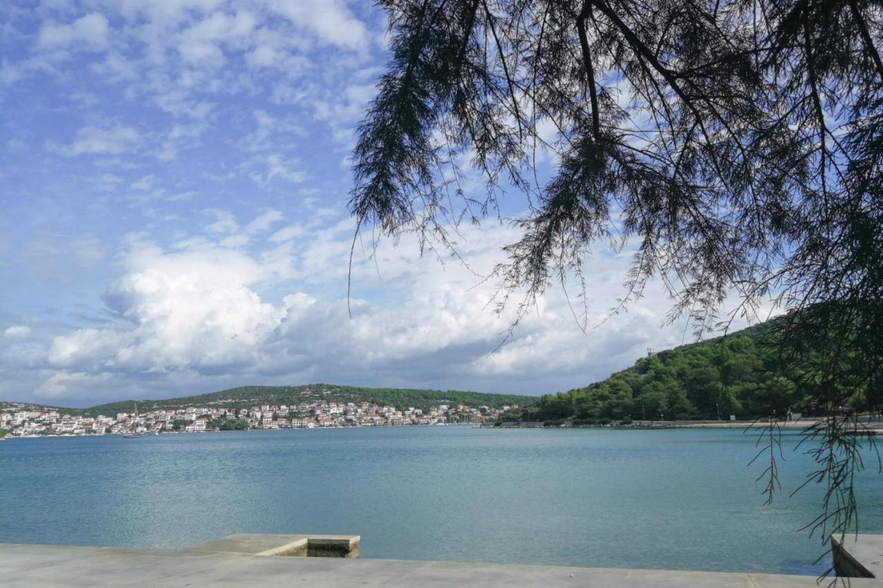 Belvilla Apartments In Holiday Resort Jezera Village, Island Murter Tisno Exterior foto